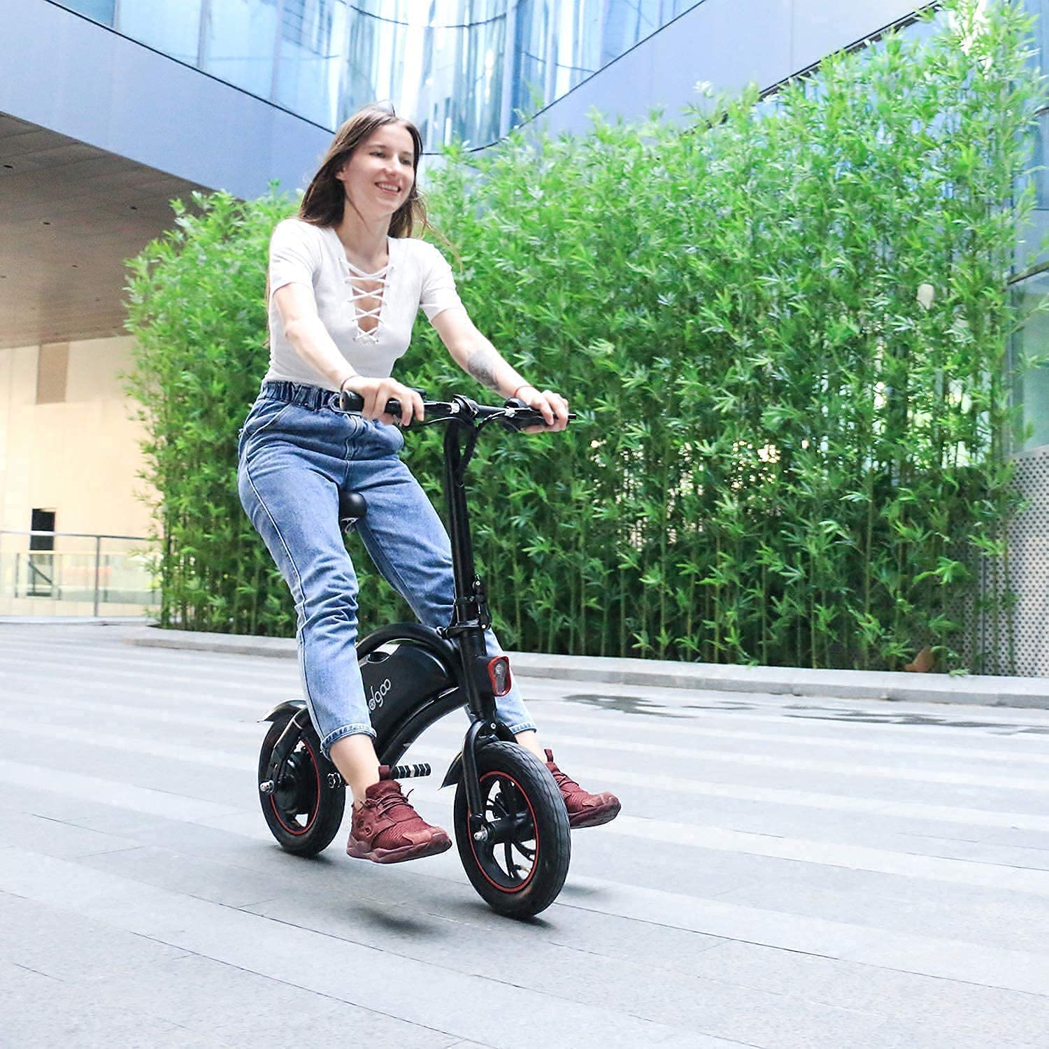 Windgoo Velo Électrique Pliable, Vitesse jusqu'à 25 km/h, 18km la Longue Portée, Puissant Moteur 250W, 12" Velo Electrique Adulte (Black) Windgoo Velo Electrique Pliable – Image 5